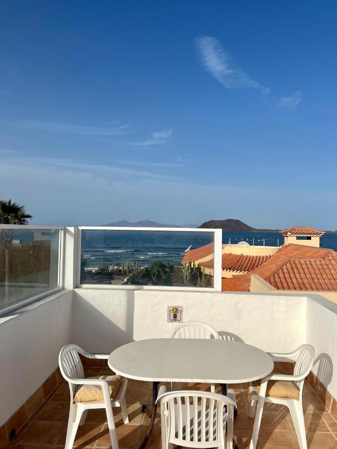 Pura Vida Surf Camp & School Hostel La Oliva