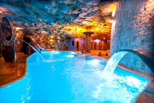 Coto Del Valle De Hotel 4*