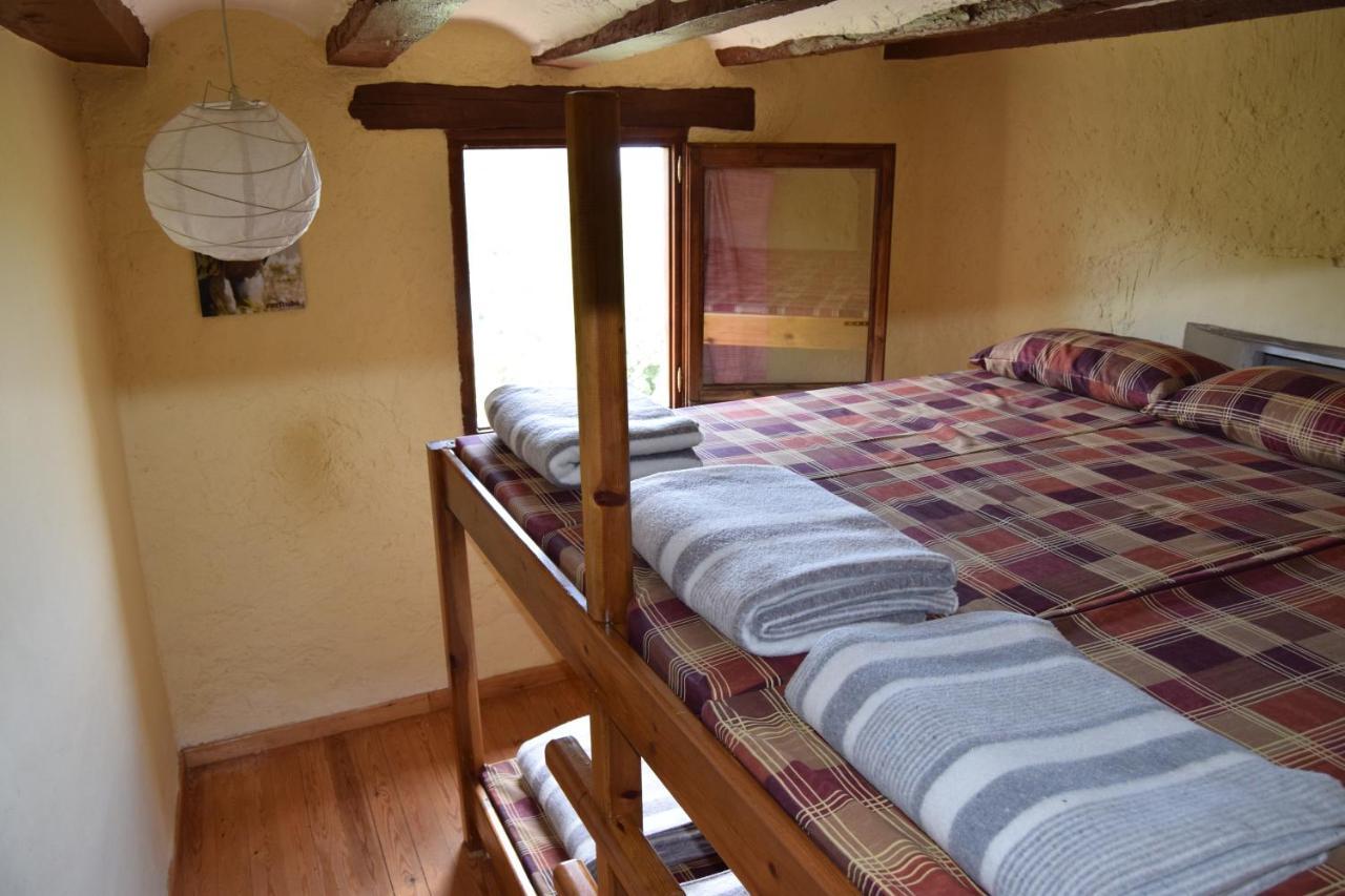 Refugi De Cortiuda Hostel Peramola