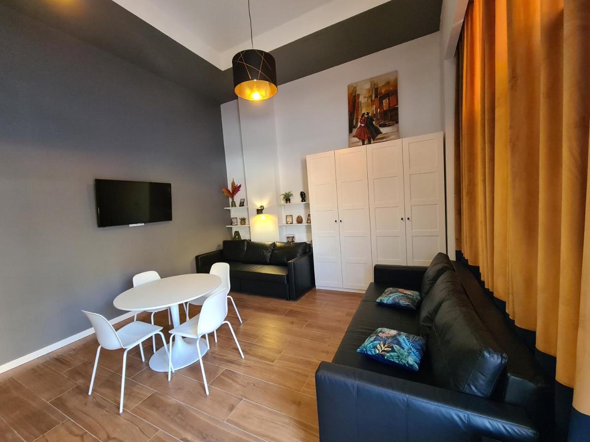 Hlius Brand New Apartahotel