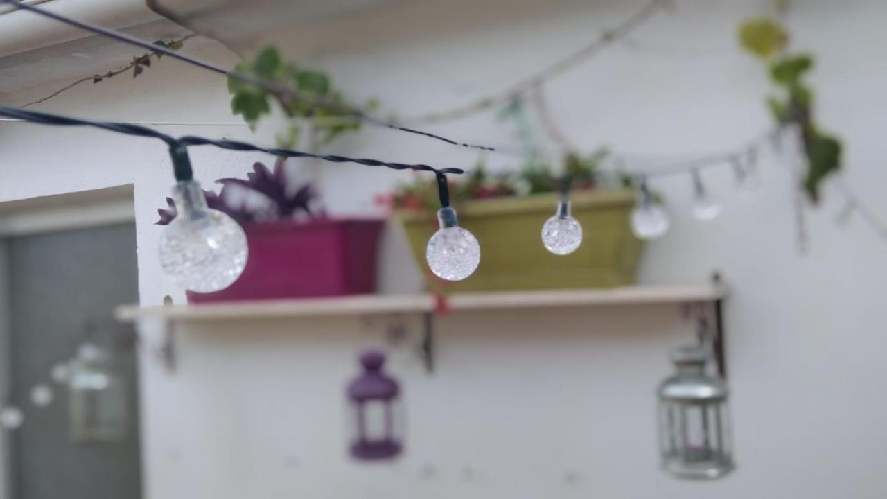 Naturalia: La Casita Con Patio *