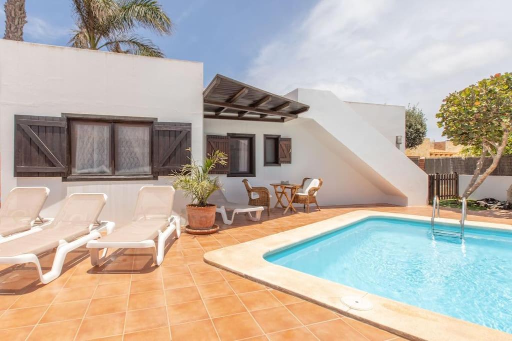 Rustica -heated Pool & Garden Near The Villa