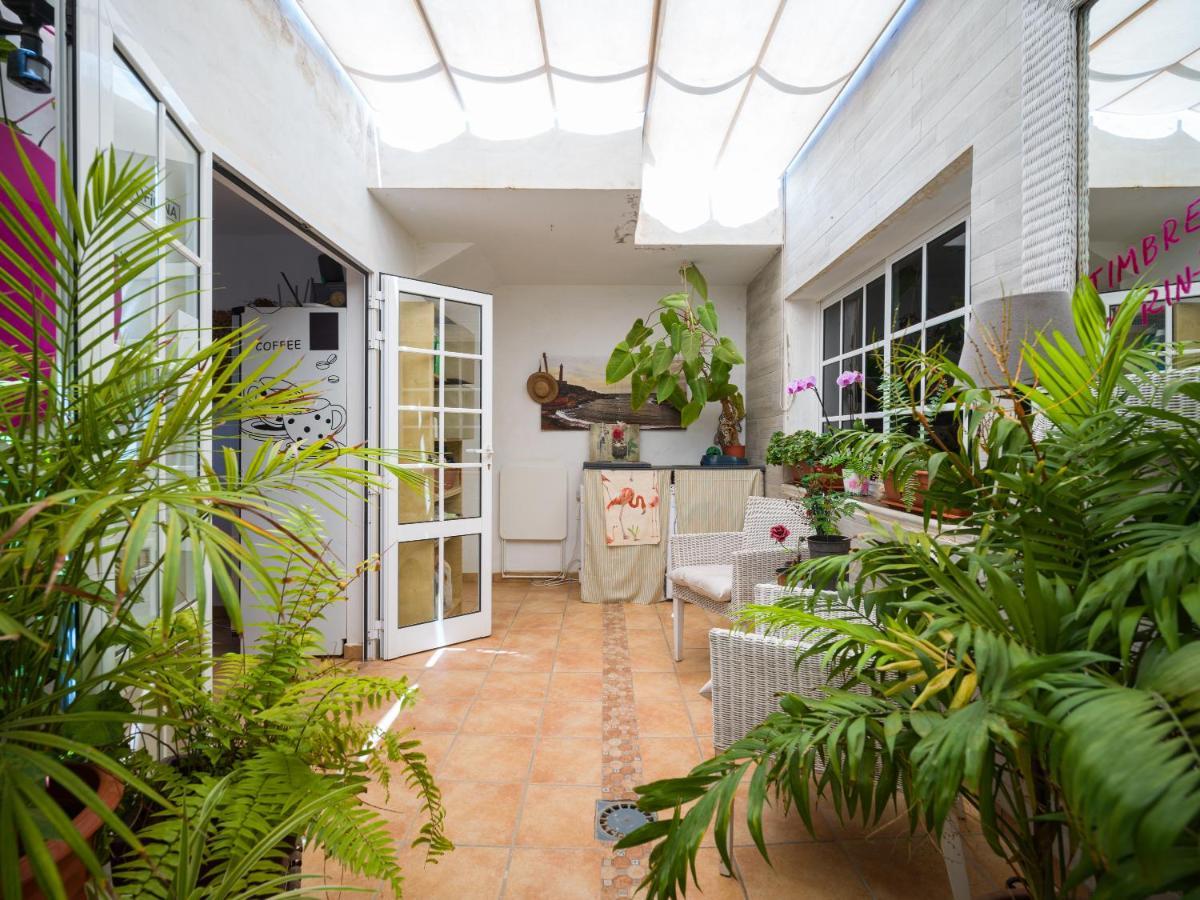Solo Adultos, Tuneras Country house