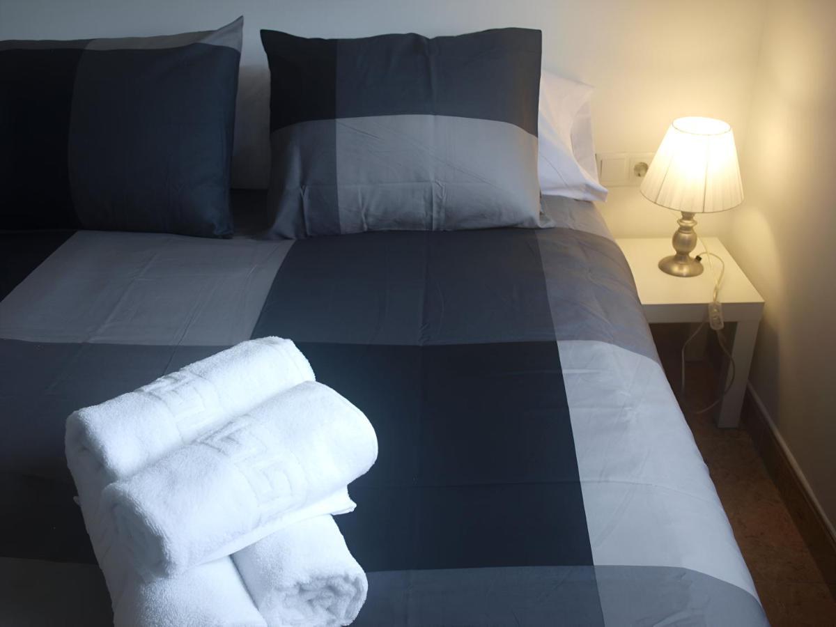 Apartamento Jardines Del Ebro, 8 Pax, Ideal Grupos