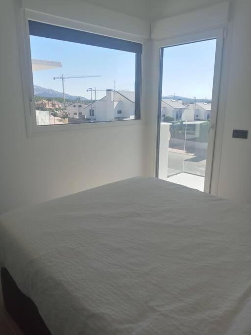 Casa Nueva A Pie De La Sierra De Guadarrama Сasa de vacaciones Moralzarzal