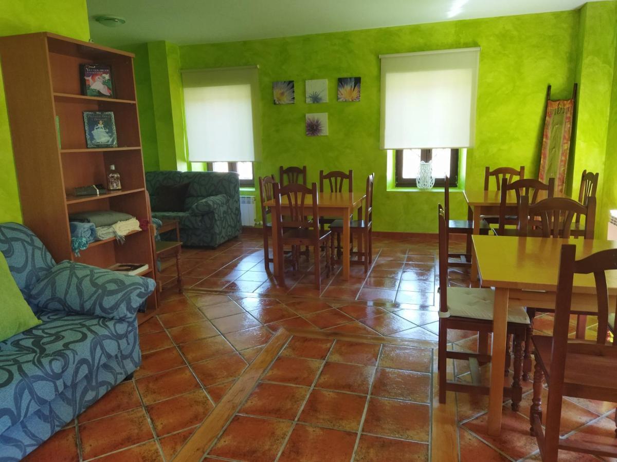 Valle De Tobalina Hostal