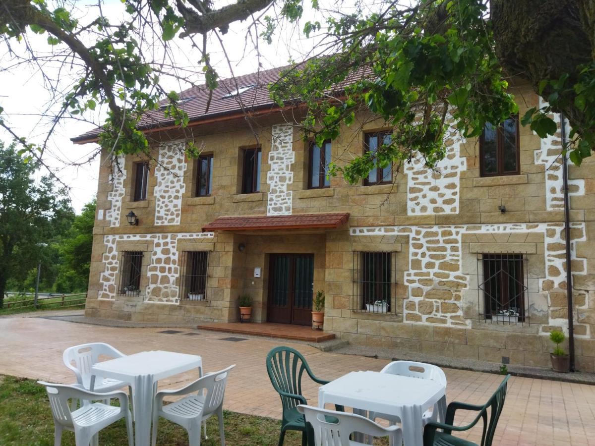 Hostal Valle De Tobalina Quintana Martin Galindez