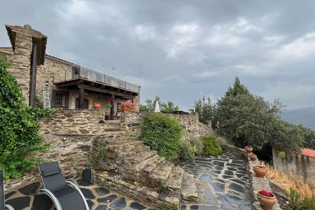 La Cordonera Holiday home Herguijuela