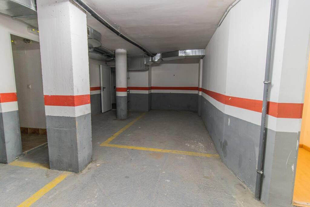 Apartamento Penthouse Pyrinees , Terrace , Parking & Storage
