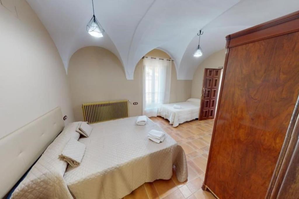 Casa Con Encanto, Gran Capacidad Alojamiento-24 Personas Сasa de vacaciones *