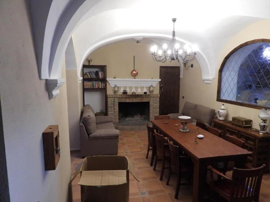 Casa Con Encanto, Gran Capacidad Alojamiento-24 Personas Сasa de vacaciones *