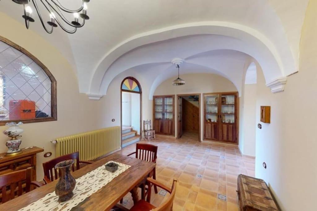 Casa Con Encanto, Gran Capacidad Alojamiento-24 Personas Сasa de vacaciones Doña Rama