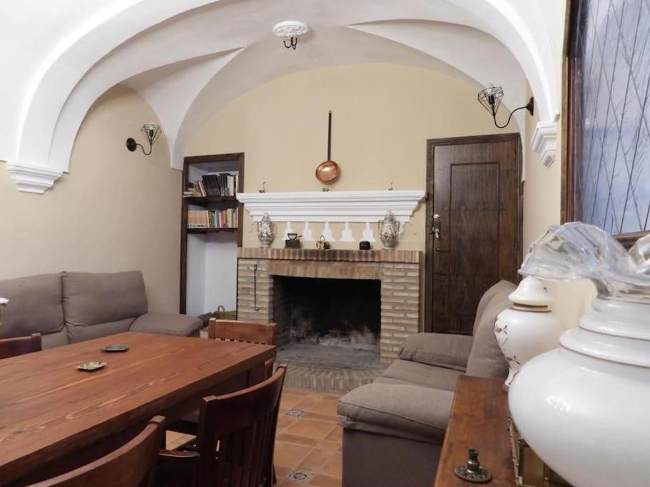 Casa Con Encanto, Gran Capacidad Alojamiento-24 Personas Сasa de vacaciones *