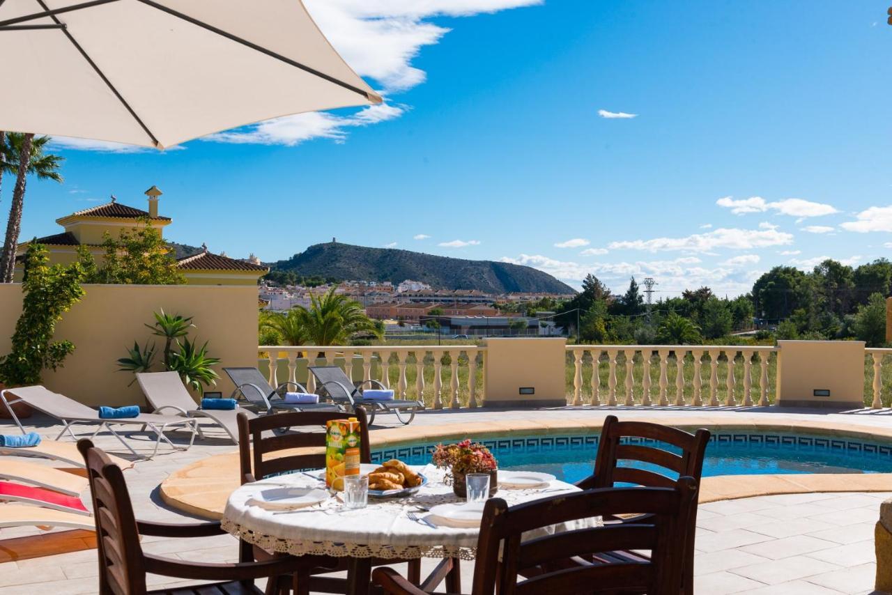 Villa Llobell - Plusholidays Moraira