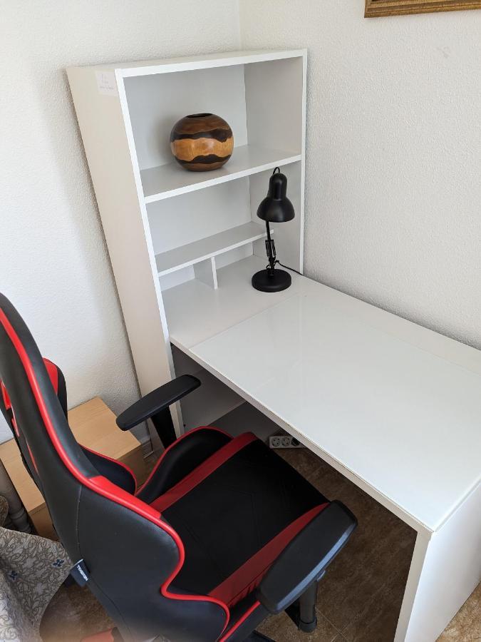 Homestay Vivienda Compartida Con Ambiente Familiar *