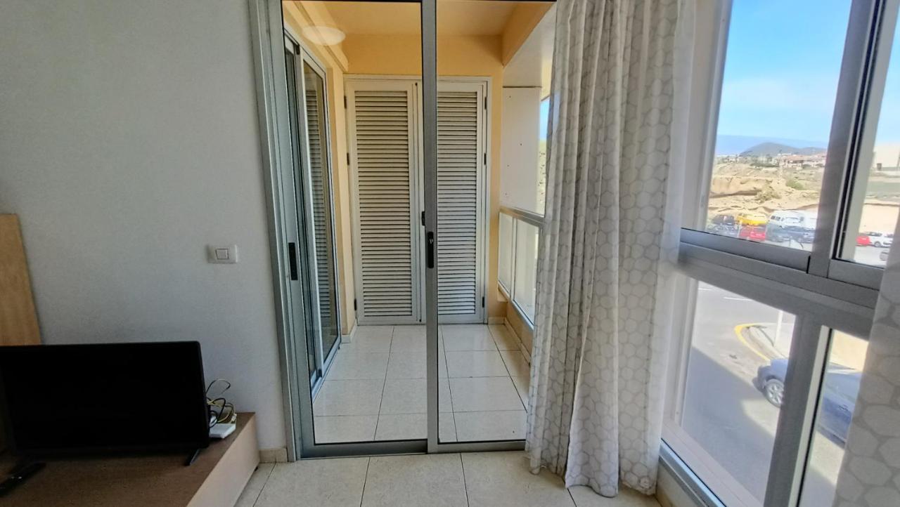 El Medano, Near The Beach. Apartment *