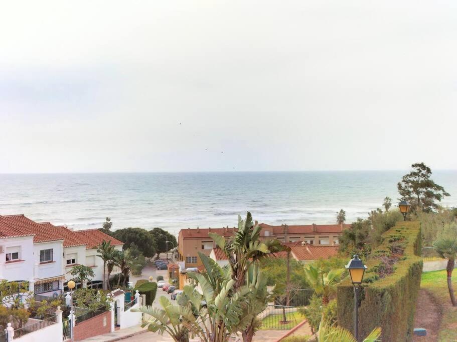A 150 M De La Playa. Holiday home *