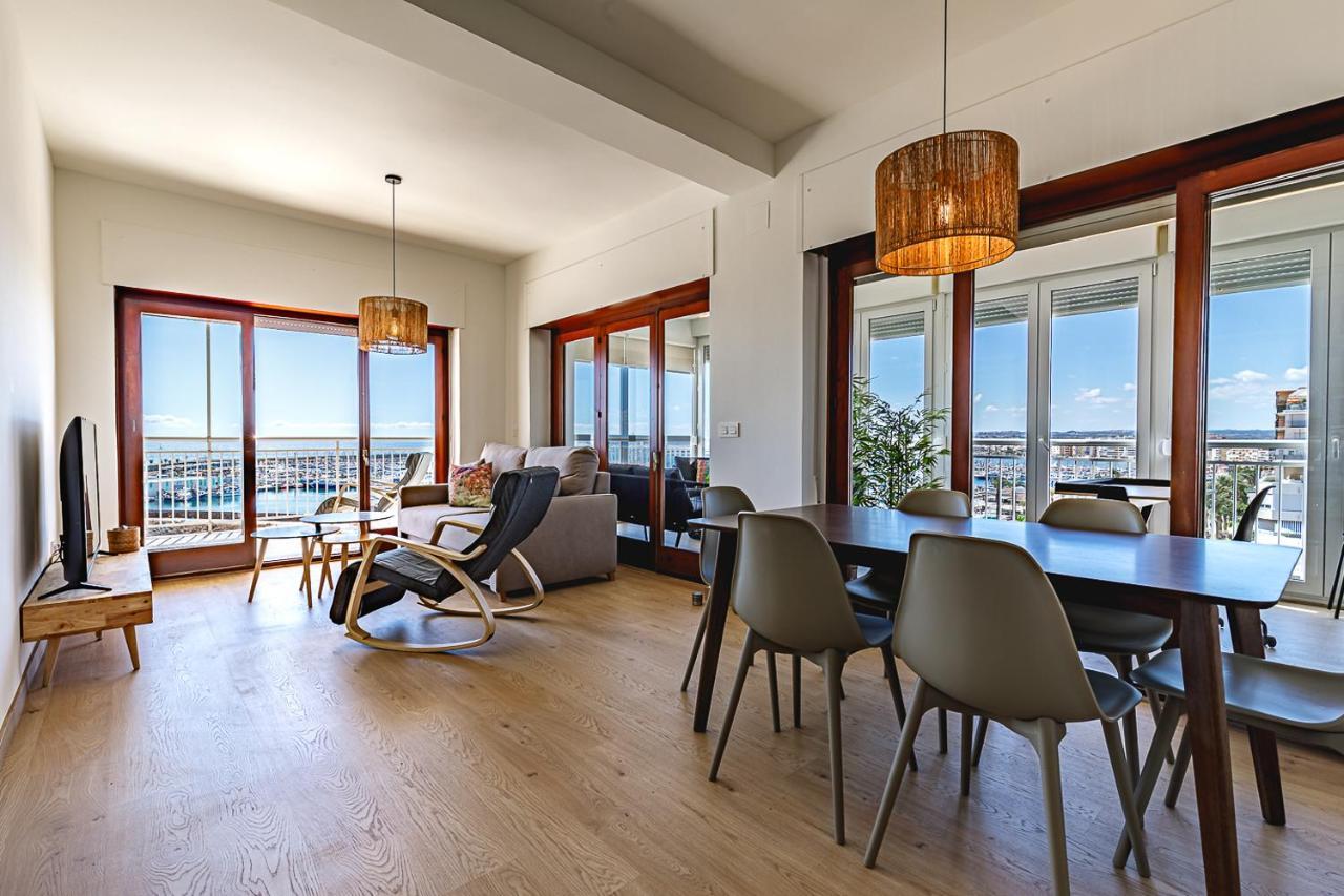 Port Views With Ac And Wifi