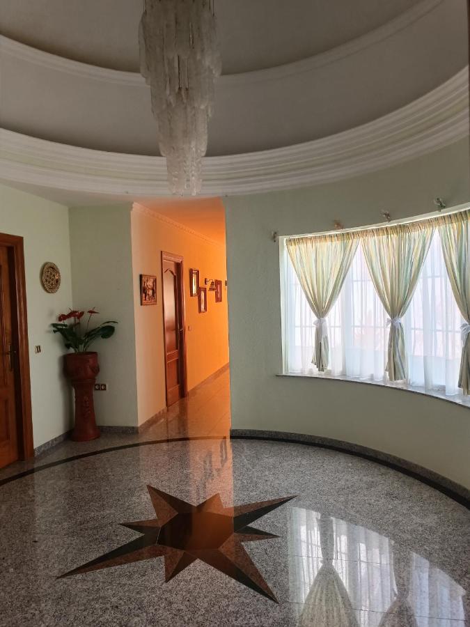 Villatoni Villa