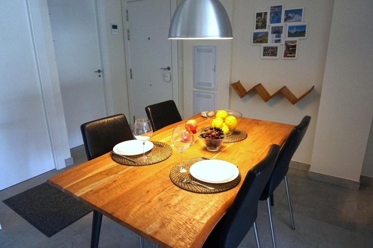 Moderno Apartamento En By Bebalmy *