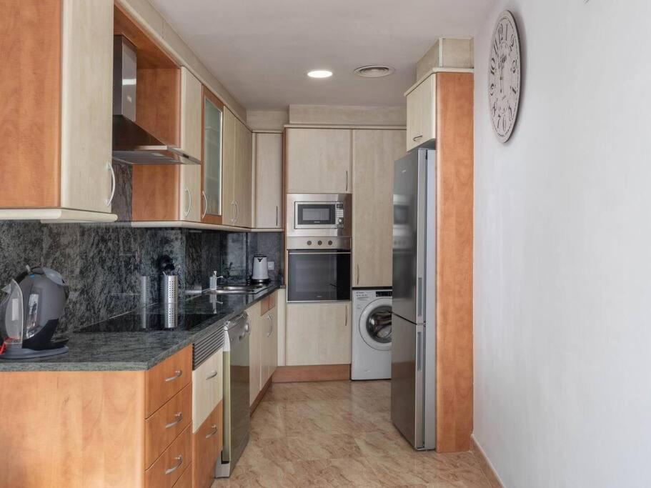 A 50m De La Playa Apartamento *