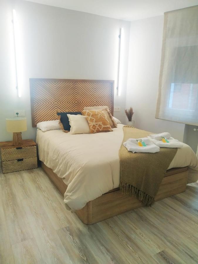 Megano, A Estrenar En La Ruta Vinos. Junto A Estanciones. Apartment *
