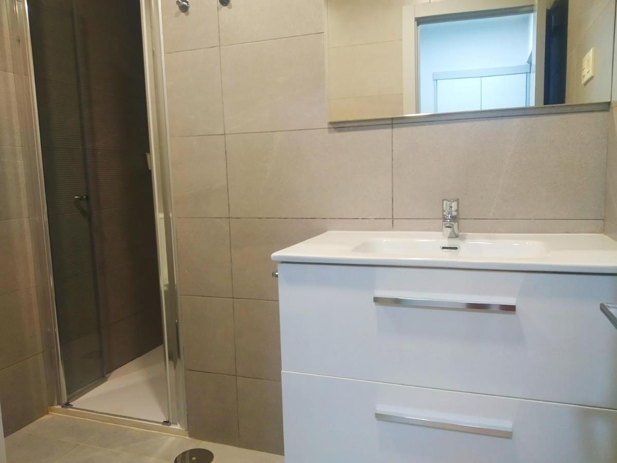 Apartment Megano, A Estrenar En La Ruta Vinos. Junto A Estanciones. Oviedo