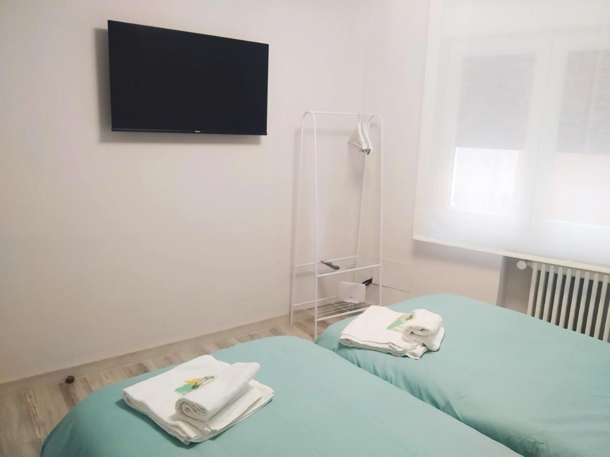 Apartment Megano, A Estrenar En La Ruta Vinos. Junto A Estanciones.