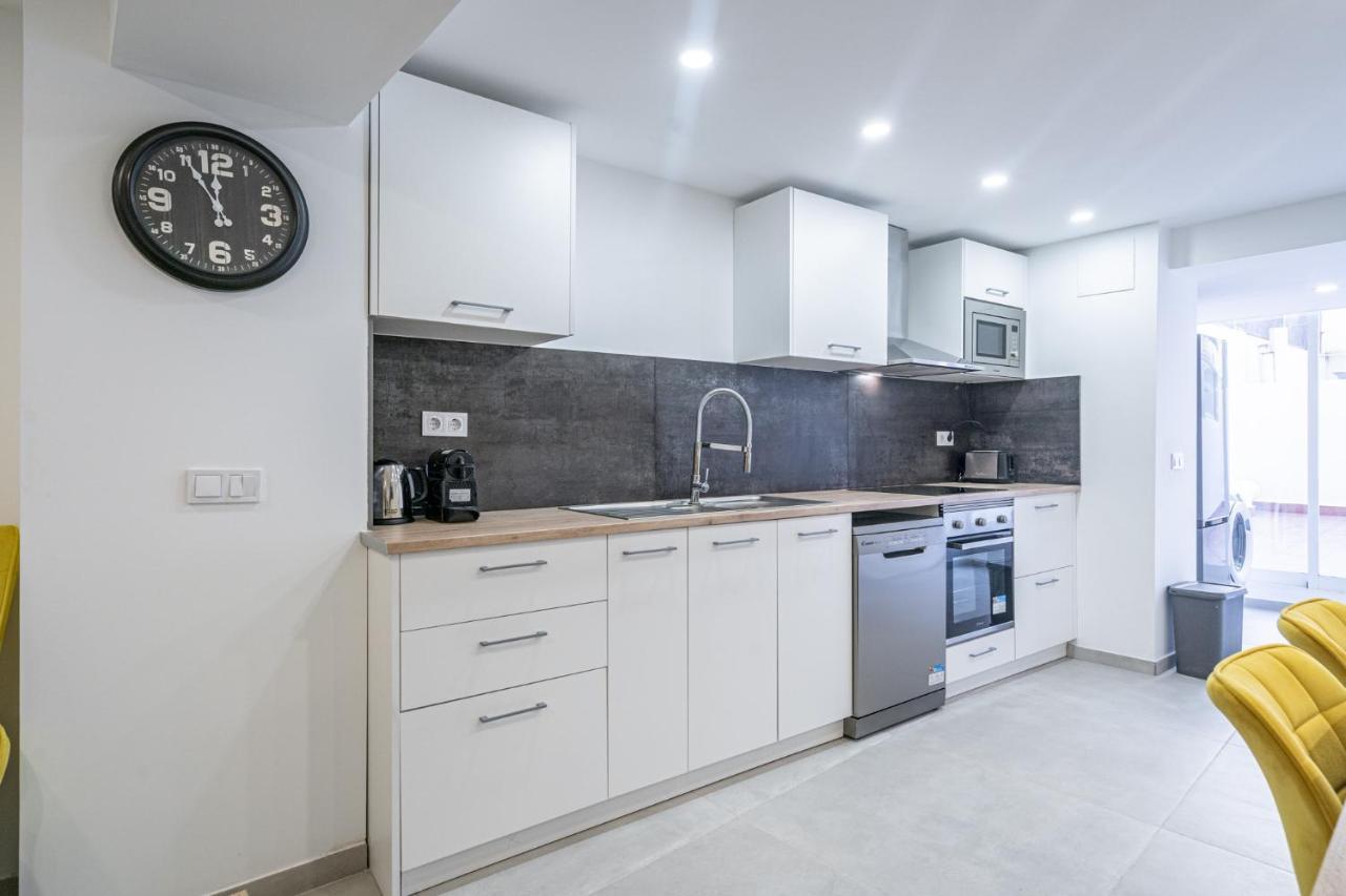 New Modern Cozy Apartment *