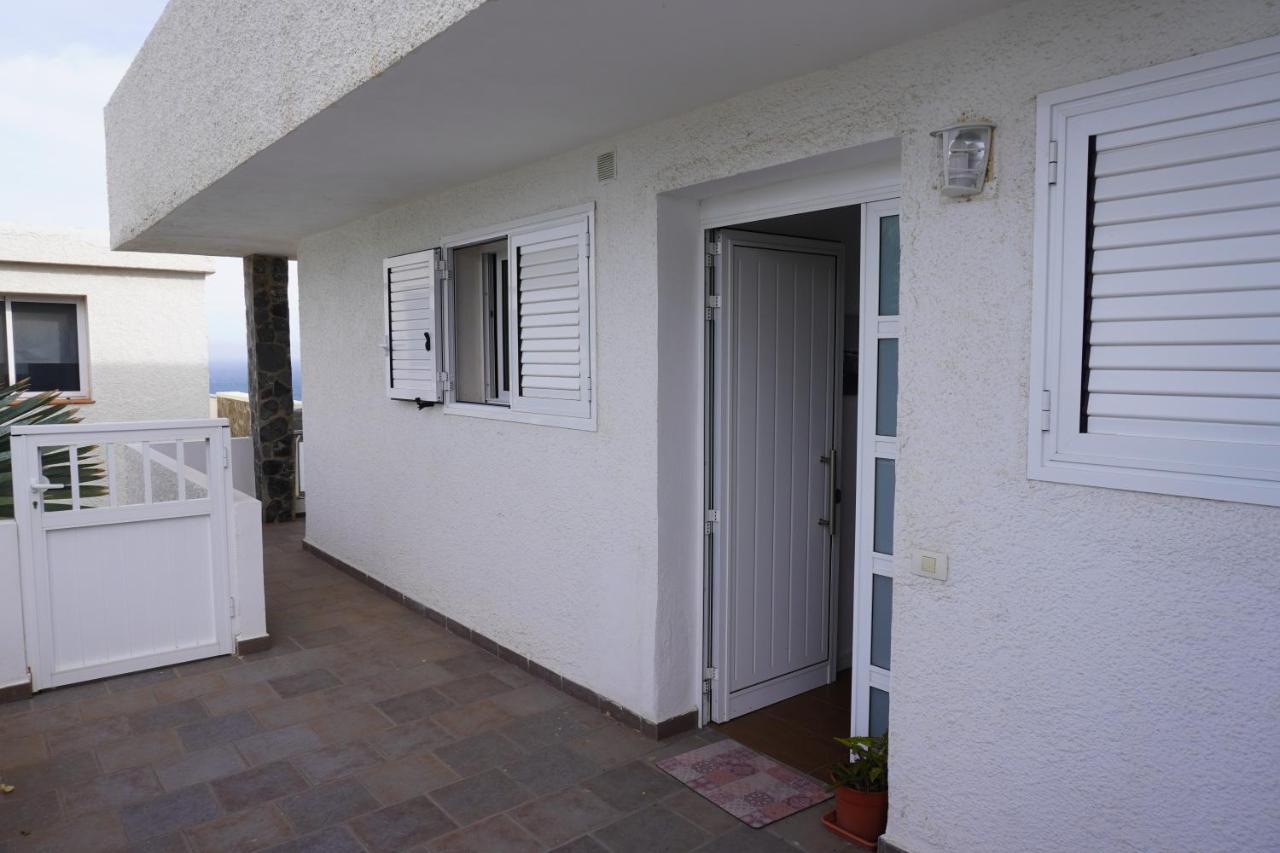 Modern House In Bajamar Bajamar (La Laguna)