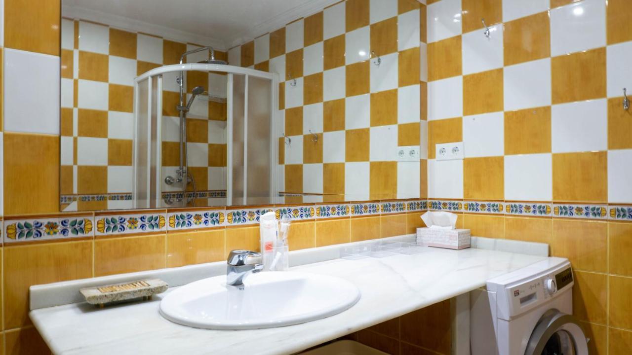 Alhamar Beach Apartment