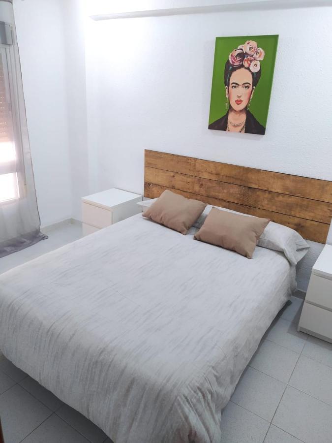 A 50m De La Playa Con Parking Privado. * Cullera