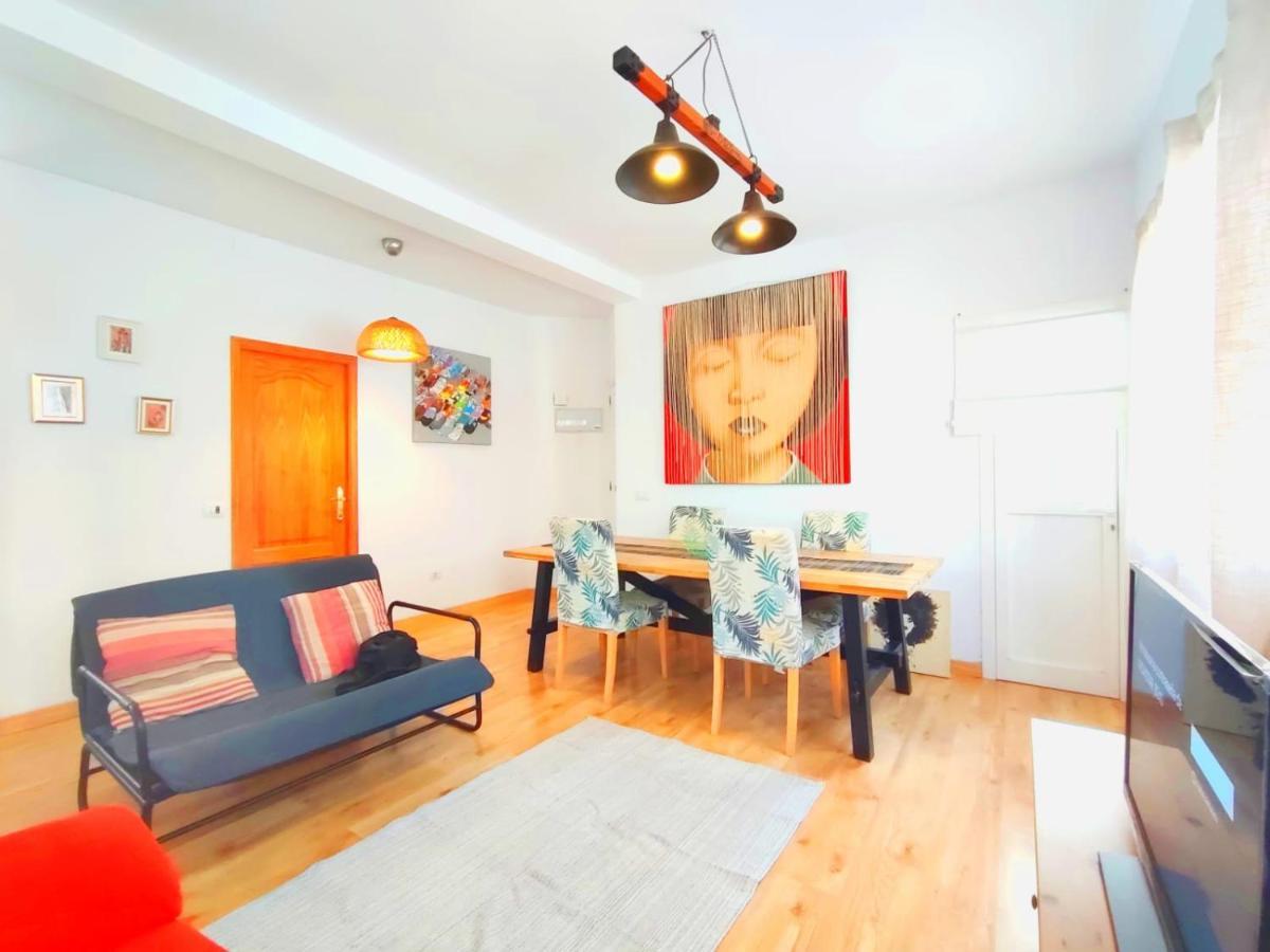 Isleta Flat By Wave *
