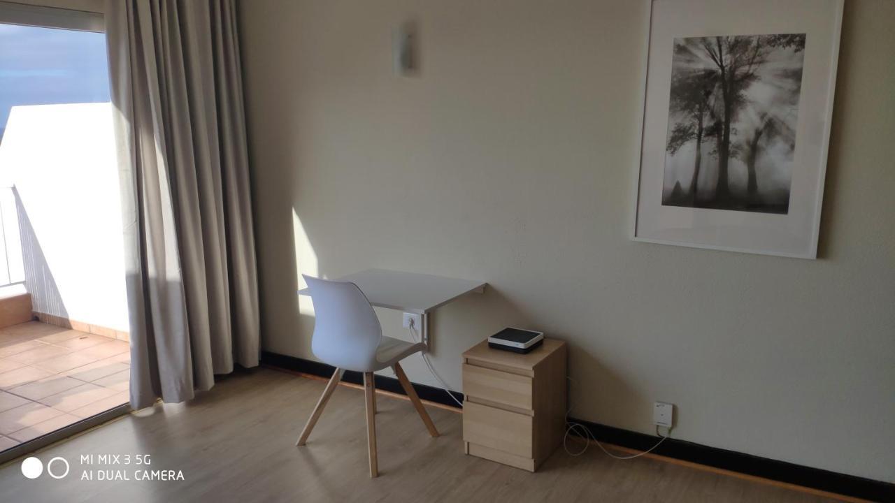 Apartamento Amplio Con Vistas Al Mar