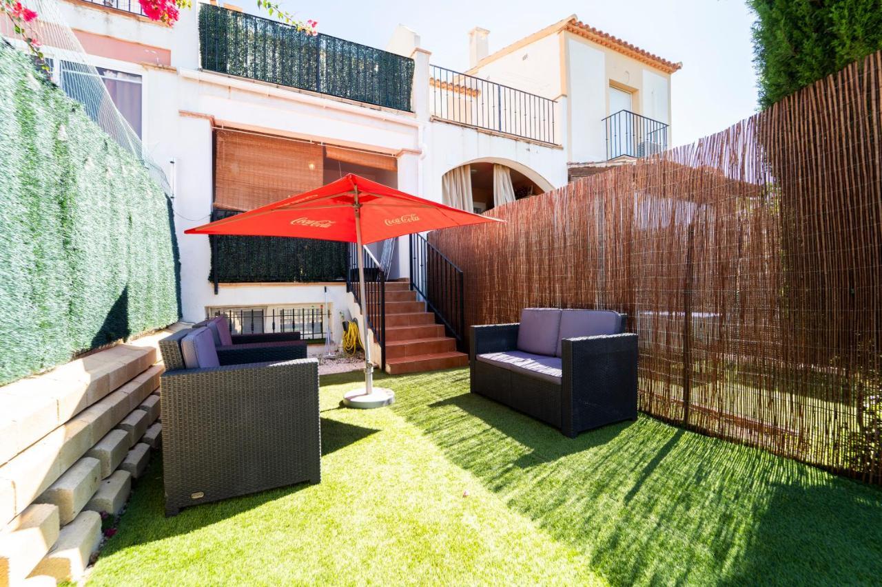 Сasa de vacaciones Golf Retreat W/mountain Views, Pool & Beach Access *