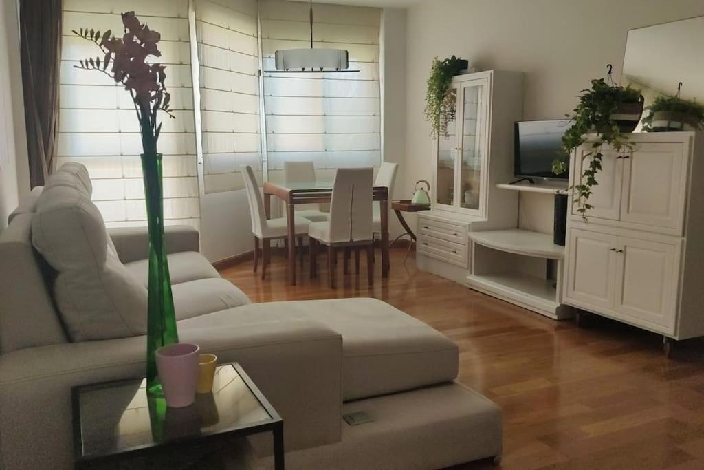 Acogedor Apartamento Playa Usil A 600 M De La Playa Apartment Mogro