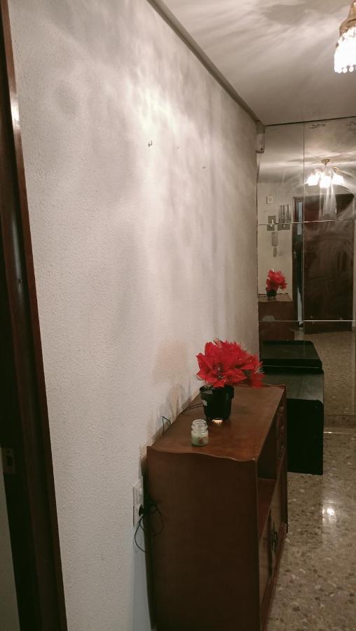 Retro Apartment *