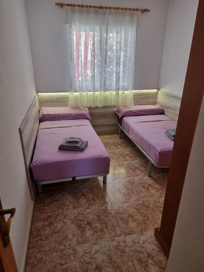 - 2 Bedrooms - Playa Lisa Tamarit - Airco - Parking