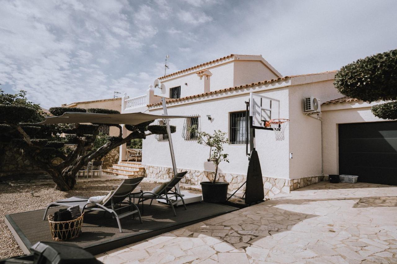 Holiday home Oliveres3