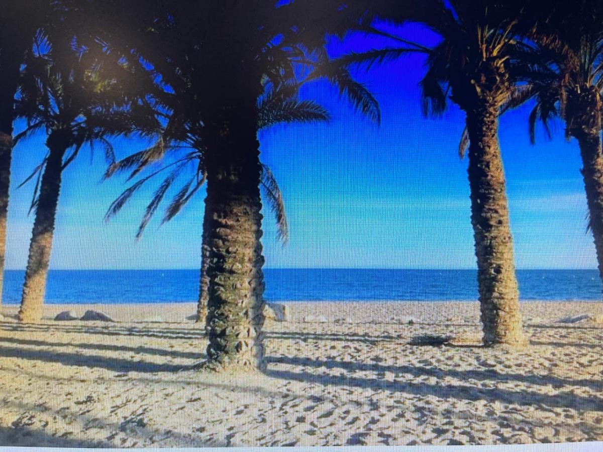 Benalbeach 2bdr Beach100m 5 Pools Gardens Apartamento