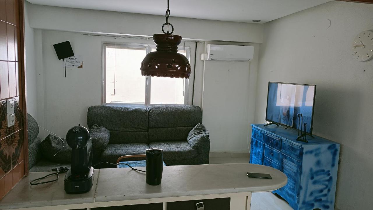 Retro Apartment *