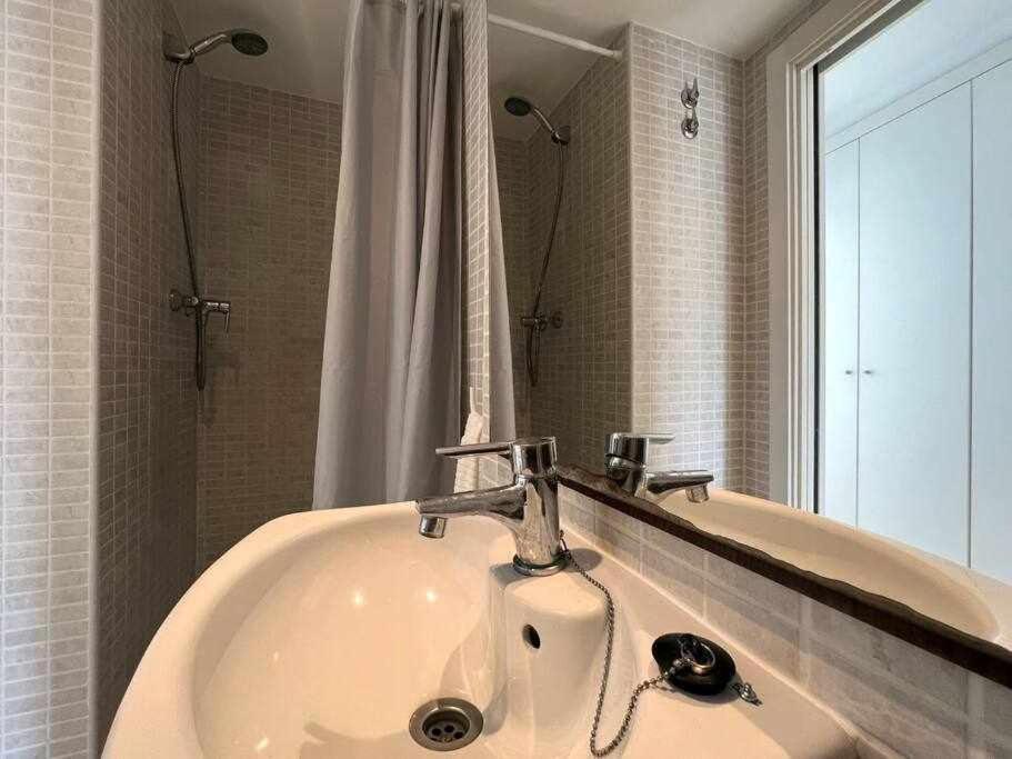 Apartamento Centrico Y Parking A 200m De La Playa