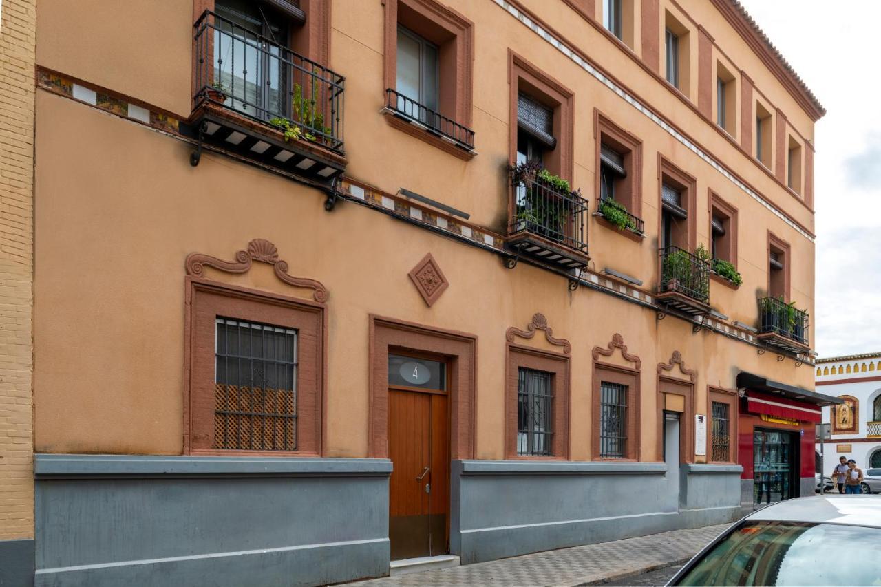 Familiar Nuevo De Diseno En La Mejor Zona De Triana, Parking Included Apartamento