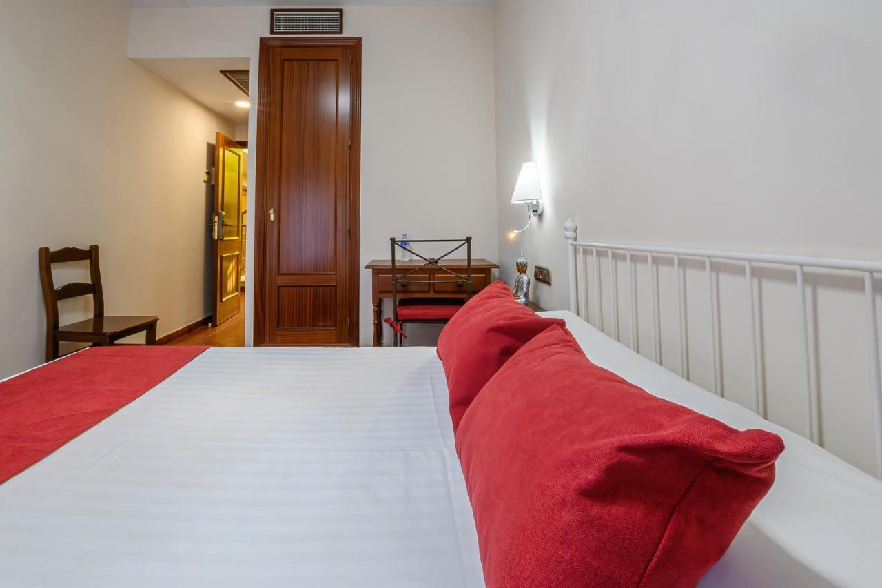 Hotel H28