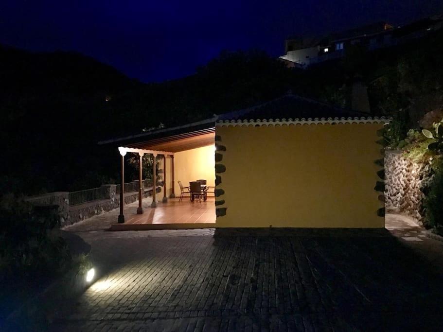 Rustic House La Montana Villa