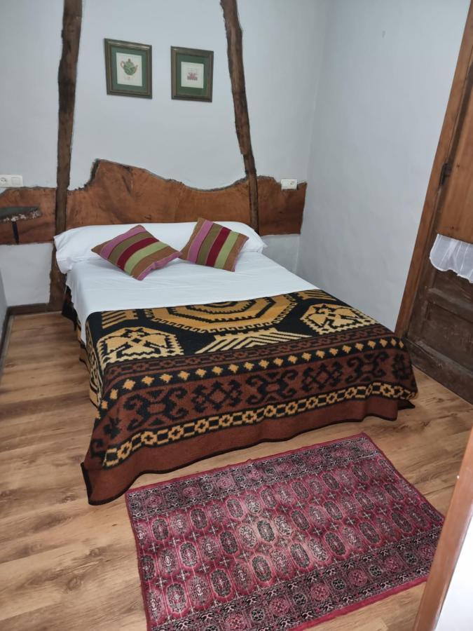 Casona Junto Al Narcea * Corias