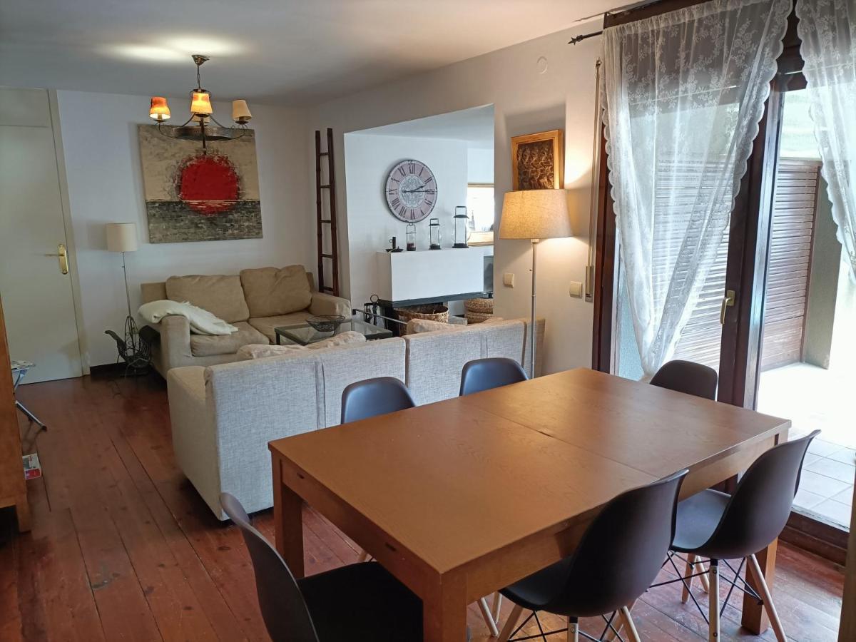 Junto A Vielha Apartment Gausac