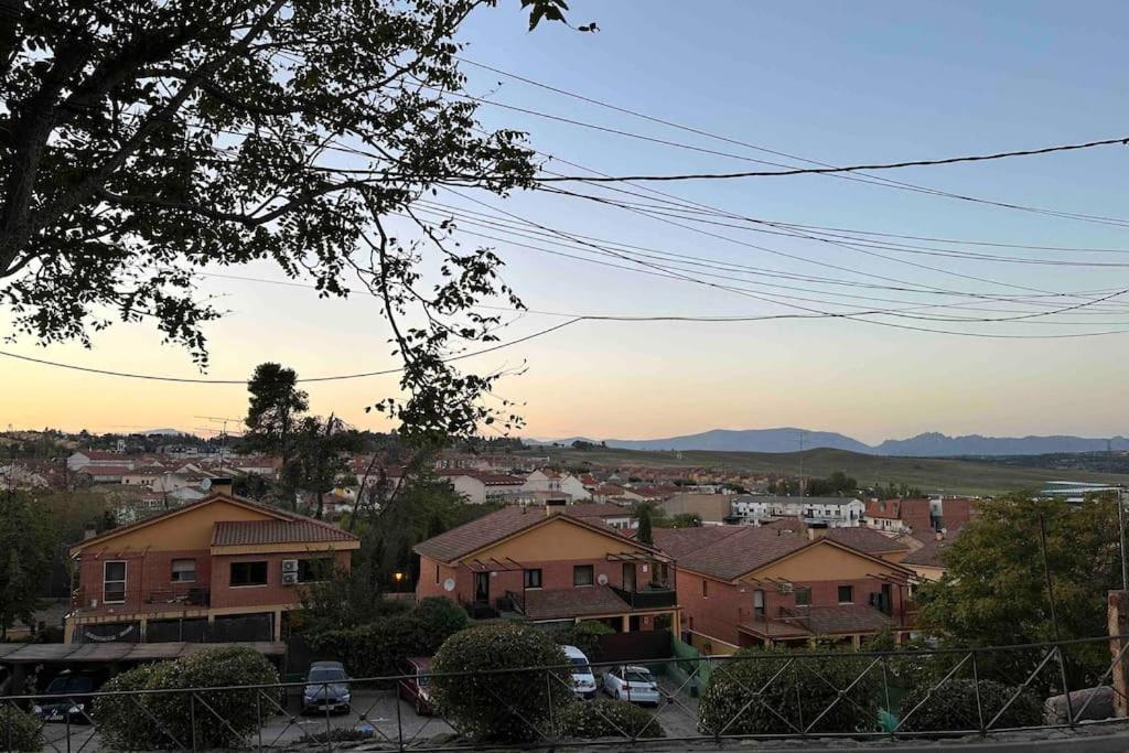 Bodega Tipica En Sin Camas Ni Apartamento El Molar