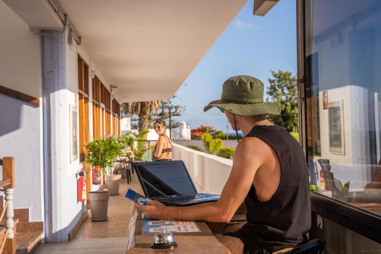 Hostel Ocean Nomads Coworking