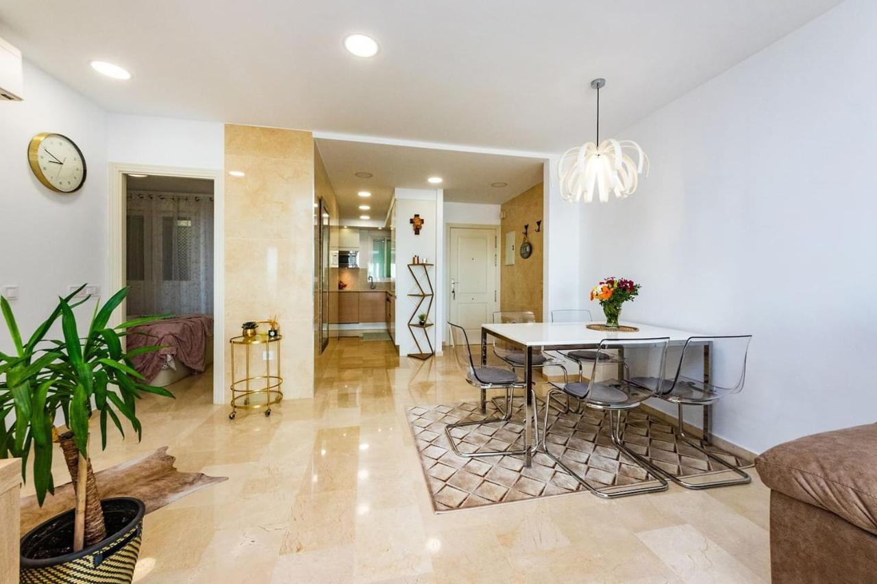 Apartamento Benalmadena With A Seaview